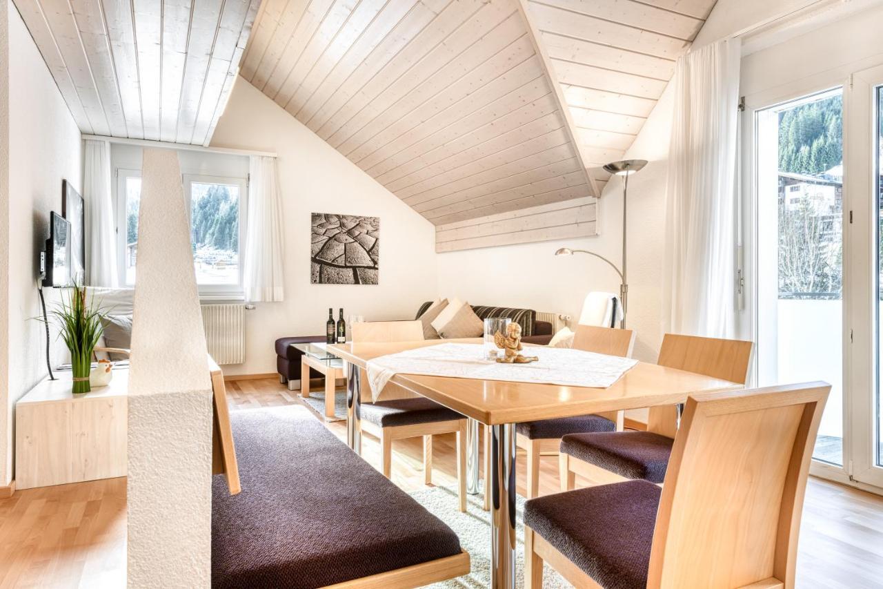 Haus Capricorn - Appartement Mountain View Гарделен Екстериор снимка